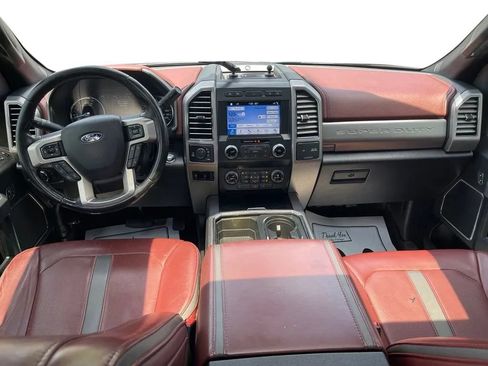 Used 2019 Ford F250 Platinum w/ Platinum Ultimate Package AWD/4WD image 25
