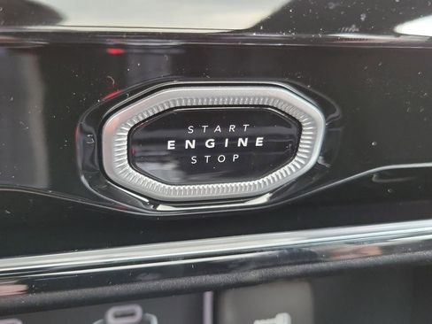 New 2026 Jeep Grand Cherokee Limited w/ Limited Altitude Package AWD/4WD image 36