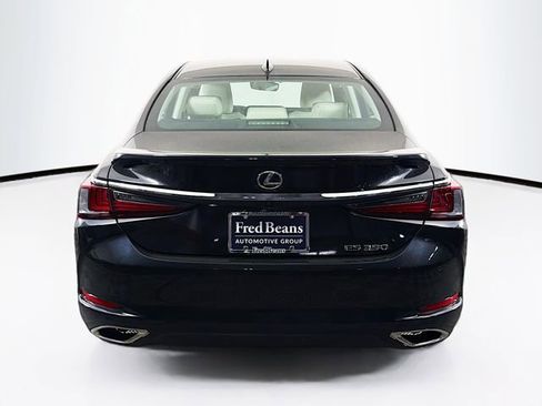 Used 2023 Lexus ES 350 w/ Premium Package FWD image 7
