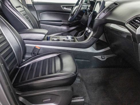 Used 2023 Ford Edge SEL image 38
