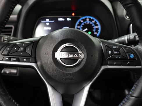 Certified 2025 Nissan Leaf SV Plus FWD image 20