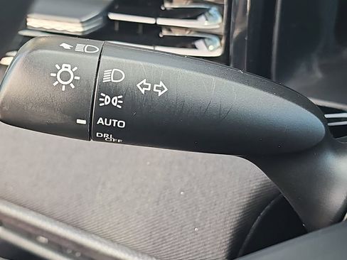 Used 2025 Toyota Camry LE image 25