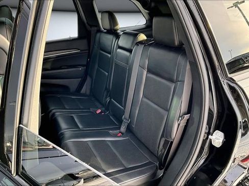 Used 2018 Jeep Grand Cherokee High Altitude image 21