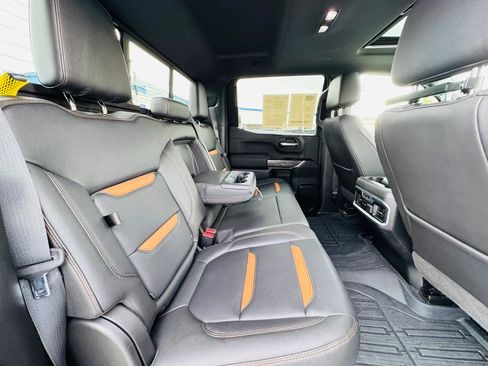 Used 2019 GMC Sierra 1500 AT4 w/ AT4 Premium Package AWD/4WD image 17