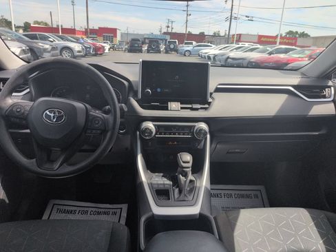 Certified 2025 Toyota RAV4 XLE AWD/4WD image 12