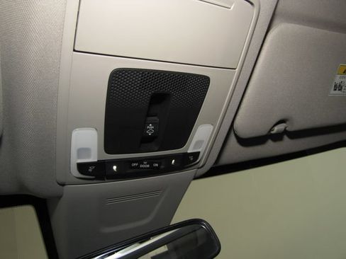 Certified 2024 Honda CR-V EX image 8