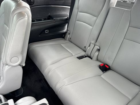 Used 2021 Honda Pilot Elite image 16