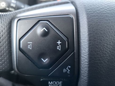 Used 2023 Toyota Tacoma 4x4 Double Cab image 28