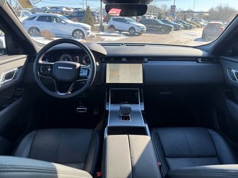 Used 2025 Land Rover Range Rover Velar Dynamic SE image 38