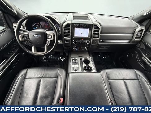 Used 2019 Ford Expedition XLT w/ Equipment Group 202A AWD/4WD image 14