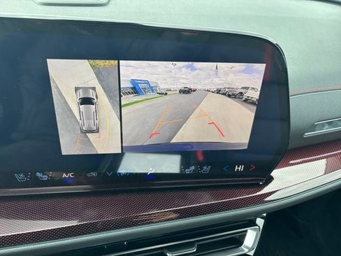 New 2026 Chevrolet Traverse RS w/ LPO, Floor Liner Package AWD/4WD image 20
