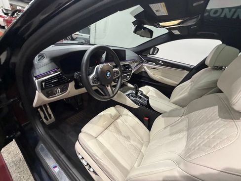 Used 2019 BMW 540i xDrive w/ M Sport Package AWD/4WD image 24