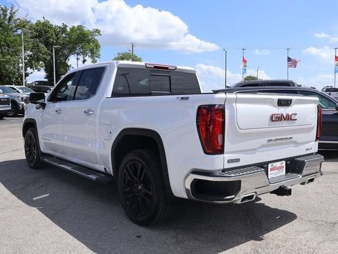 Used 2023 GMC Sierra 1500 SLT w/ SLT Premium Plus Package AWD/4WD image 6