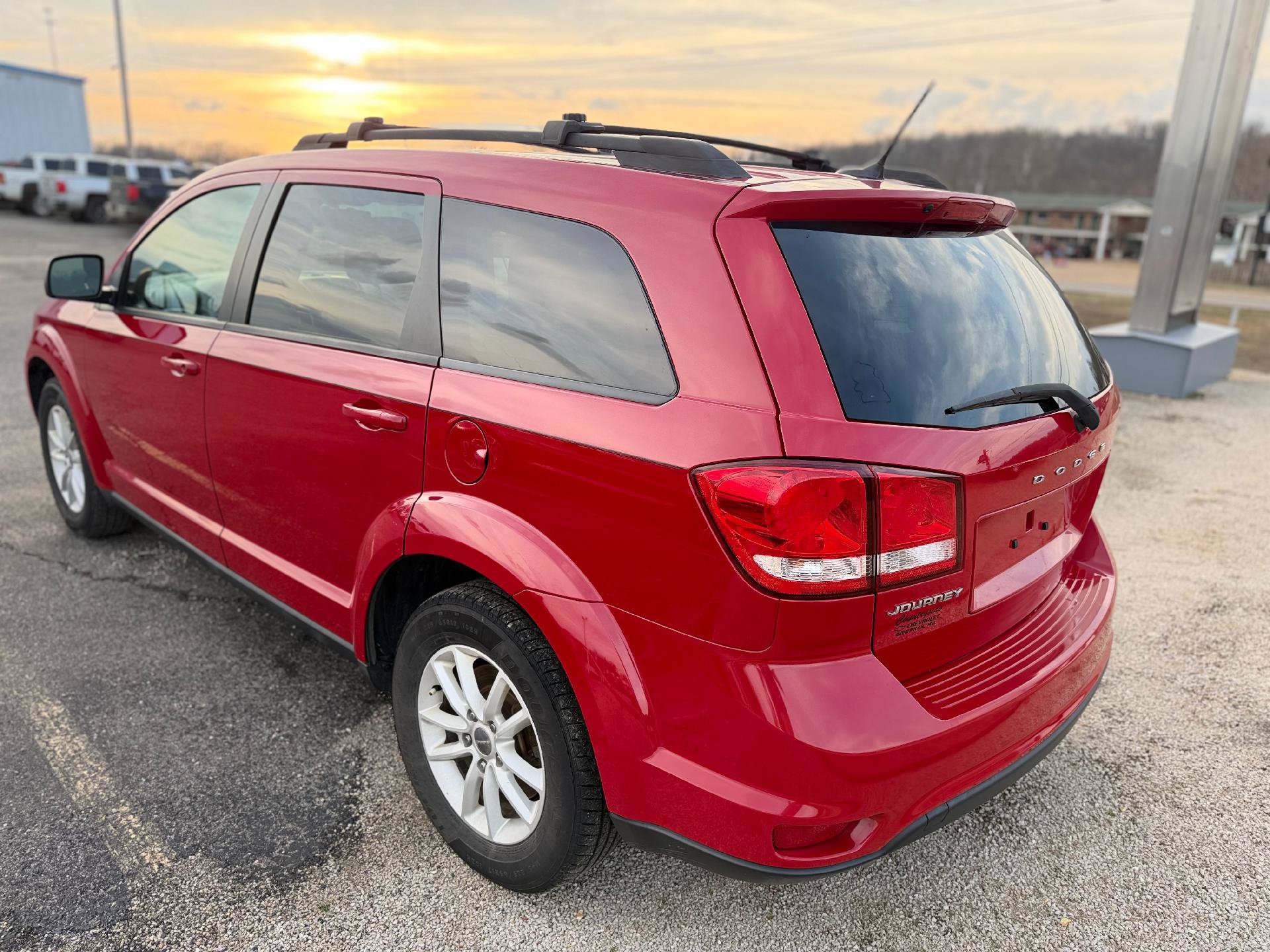 Used 2013 Dodge Journey SXT w/ Flexible Seating Group FWD image 4