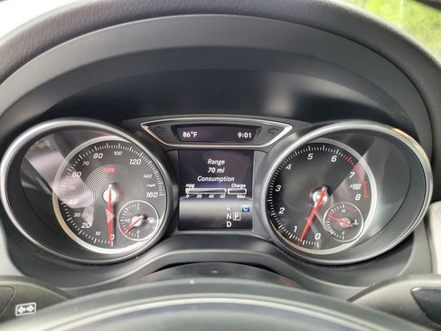 Used 2018 Mercedes-Benz GLA 250 image 24