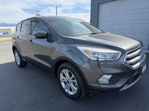 Used 2019 Ford Escape SE AWD/4WD image 1