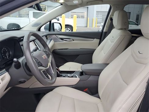 New 2025 Cadillac XT5 Premium Luxury w/ LPO, Floor Liner Package image 6