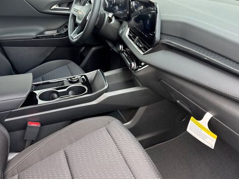 New 2026 Chevrolet Equinox LT w/ Safety and Technology Package FWD image 15
