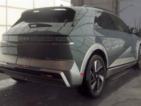 Used 2025 Hyundai Ioniq 5 Limited RWD image 4