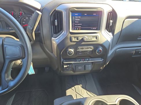 Used 2020 Chevrolet Silverado 1500 Custom w/ Custom Max Trailering Package image 25