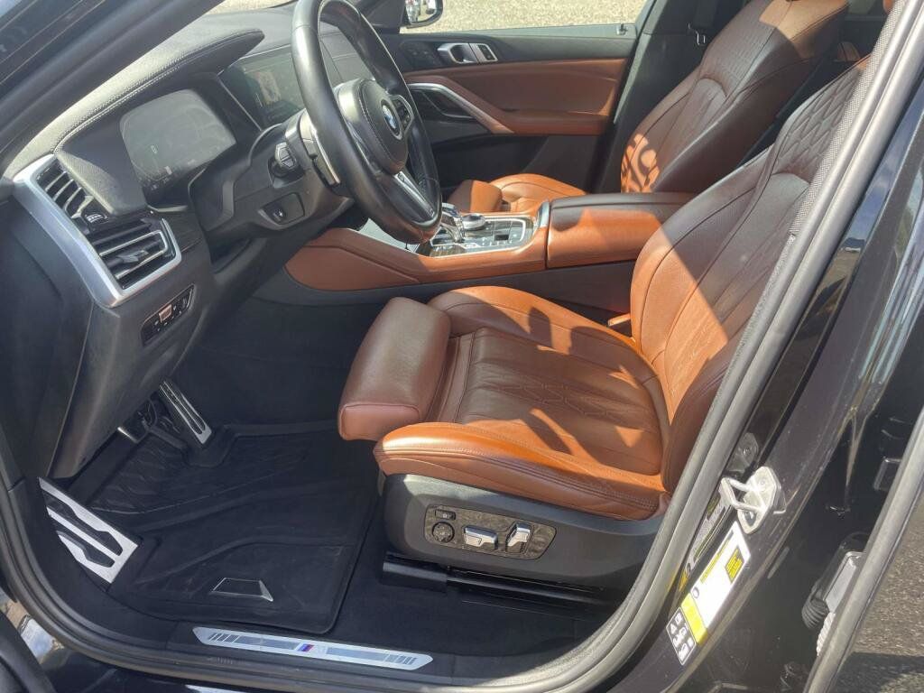 Used 2023 BMW X6 xDrive40i w/ Executive Package AWD/4WD image 15