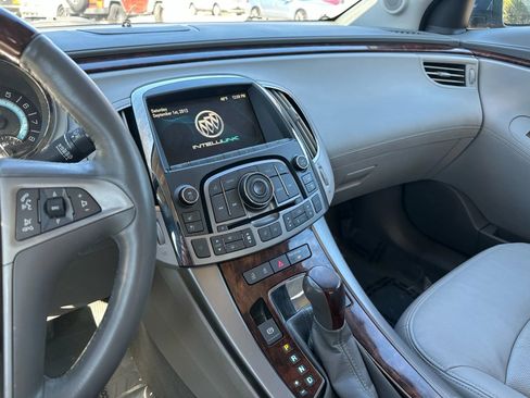 Used 2013 Buick LaCrosse Premium image 28