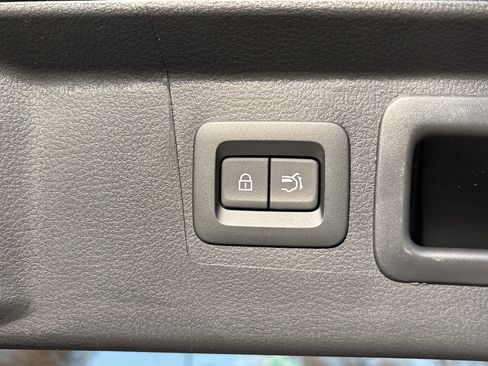 New 2026 MAZDA CX-50 Meridian Edition w/ Weather Package image 9