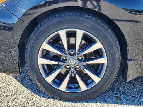 Used 2016 Nissan Altima 2.5 SV w/ Convenience Package image 8