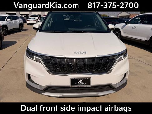 Certified 2024 Kia Carnival LX FWD image 7