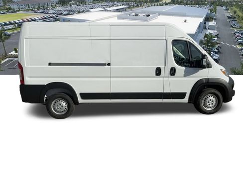 New 2026 RAM ProMaster 2500 w/ Premium Convenience Group image 4