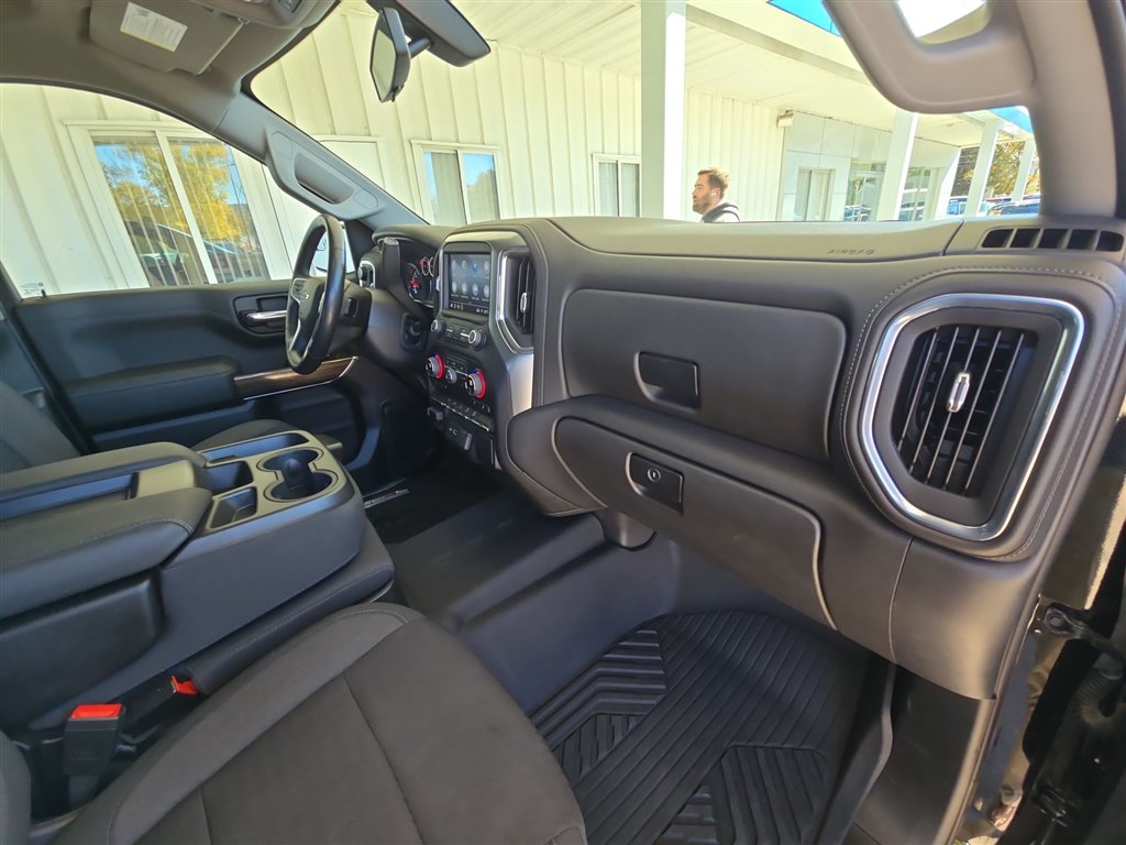 Used 2021 Chevrolet Silverado 1500 RST AWD/4WD image 28