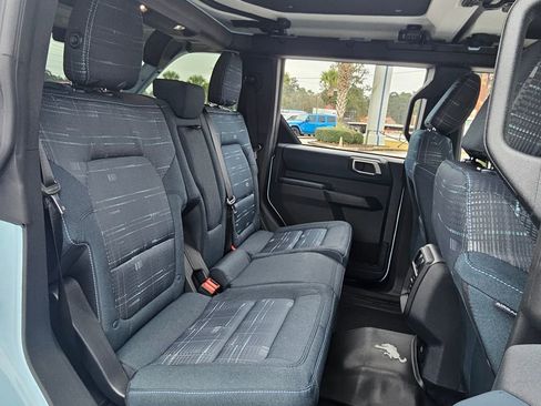 New 2025 Ford Bronco Heritage Edition image 8