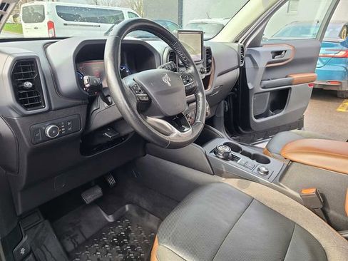 Used 2021 Ford Bronco Sport Outer Banks w/ Outer Banks Package AWD/4WD image 11