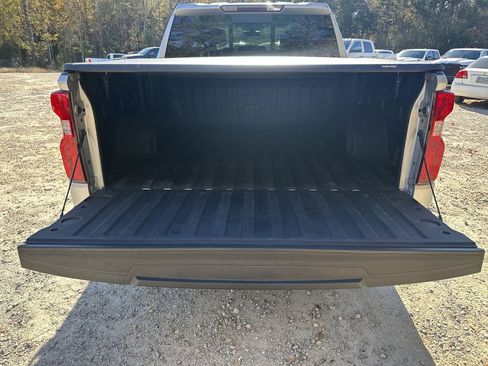 Used 2022 Chevrolet Silverado 1500 LTZ image 19