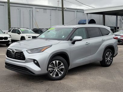 Used 2021 Toyota Highlander XLE