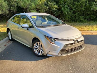 Used 2023 Toyota Corolla LE w/ LE Convenience Package