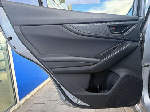 Used 2023 Subaru Crosstrek 2.0i Premium image 21