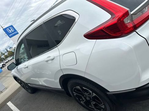 Used 2019 Honda CR-V Touring image 9