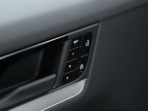 New 2026 Porsche Cayenne Coupe image 26