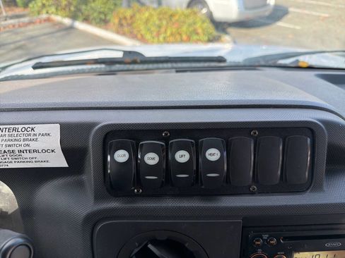 Used 2012 Ford E-450 and Econoline 450 Super Duty w/ Shuttle Bus Prep Pkg image 30