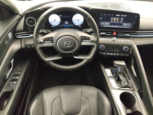 Used 2021 Hyundai Elantra Limited w/ Cargo Package FWD image 22