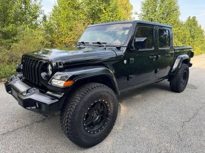 Used 2020 Jeep Gladiator Sport w/ Quick Order Package 24S