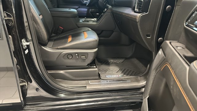 Used 2024 GMC Sierra 2500 AT4 AWD/4WD image 19