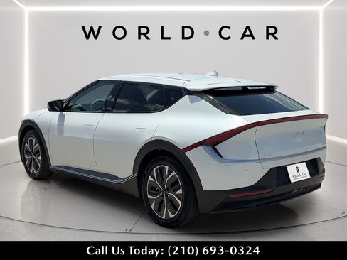Used 2024 Kia EV6 Light RWD image 5