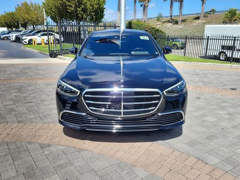 Used 2023 Mercedes-Benz S 580 4MATIC Sedan image 2