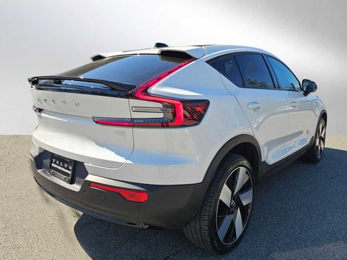 Certified 2023 Volvo C40 P8 Recharge Ultimate w/ Protection Package Premier AWD/4WD image 4