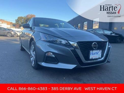 Certified 2022 Nissan Altima 2.5 S image 6