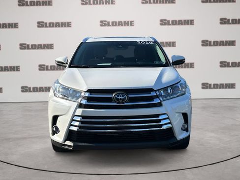 Used 2019 Toyota Highlander Limited Platinum AWD/4WD image 8