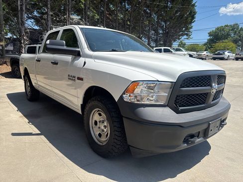 Used 2018 RAM 1500 Tradesman w/ Popular Equipment Group AWD/4WD image 5