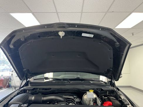 Used 2022 RAM 1500 Laramie AWD/4WD image 13